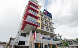Capital O 719 Fuente Oro Business Suites