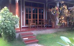 Bayumantra Bungalows