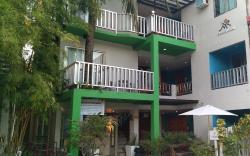 Mr Holidays Hotel