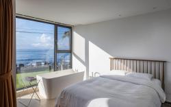 THE VILLAS OCEAN Red