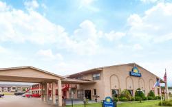 Days Inn by Wyndham Canton
