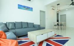 LSS HomeStay@Sutera Avenue KK infinity pool 10 pax