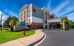Holiday Inn Express & Suites Lexington By IHG