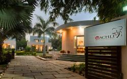 MACHLI A Wilderness Home