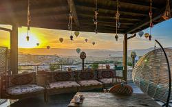 Nova Cave Hotel 