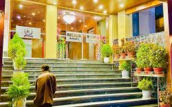 HOTEL SUPERIA GRAND