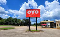 OYO Hotel Holly Springs MS