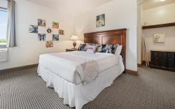 The Alcalde Hotel by OYO