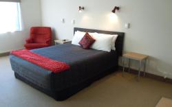Ashwood Manor Hotel
