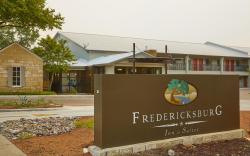 Fredericksburg Inn and Suites