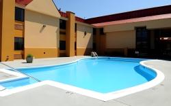 Red Roof Inn & Suites Cincinnati North - Mason