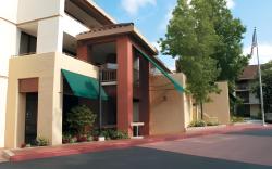 La Quinta Inn & Suites by Wyndham Thousand Oaks-Newbury Park