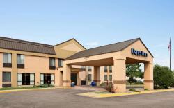 Days Inn by Wyndham Fargo/West Acres