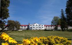 Red Jacket Mountain View Hotel
