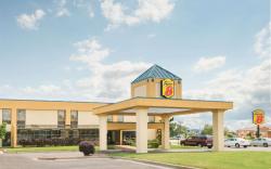 Super 8 By Wyndham Wichita South