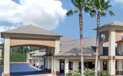 Days Inn & Suites by Wyndham Huntsville