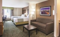 La Quinta Inn & Suites by Wyndham Portland Airport