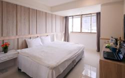 KIWI EXPRESS HOTEL-Taichung Station Branch 1