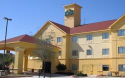 La Quinta Inn & Suites by Wyndham Pasadena