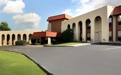 Days Inn by Wyndham West Des Moines