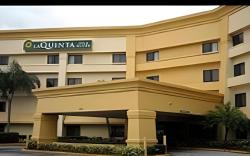 La Quinta Inn & Suites by Wyndham Miami Airport East