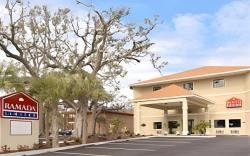 Days Inn by Wyndham Biloxi Beach