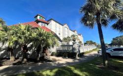 La Quinta Inn & Suites by Wyndham Jacksonville Butler Blvd