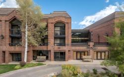 Park Plaza Resort, Ascend Hotel Collection