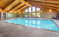 AmericInn by Wyndham Menominee
