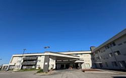 Wingate by Wyndham Lincoln Airport East