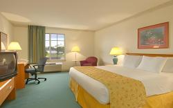 Baymont by Wyndham Mackinaw City