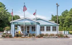Super 8 By Wyndham Fayetteville