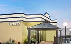 Days Inn by Wyndham Norfolk Military Circle