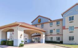 Super 8 By Wyndham Alvarado