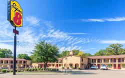 Super 8 By Wyndham Mt. Pleasant Tx