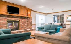 Super 8 By Wyndham Sheldon