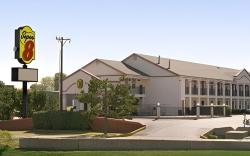 Super 8 By Wyndham Tulsa/Arpt/St Fairgrounds