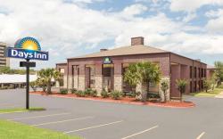 Days Inn by Wyndham College Station University Drive