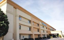 Wingate by Wyndham Brunswick GA / I-95