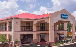 Travelodge by Chattanooga/Hamilton Place