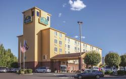 La Quinta Inn & Suites by Wyndham Portland Airport