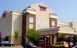 Stones River Inn & Suites