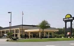 Days Inn by Wyndham Greenville MS