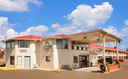 Days Inn by Wyndham Lakewood South Tacoma