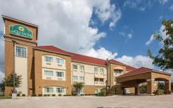 La Quinta Inn & Suites by Wyndham Kyle - Austin South