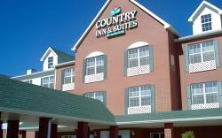 Country Inn & Suites by Radisson, Coralville, IA