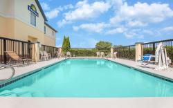 Days Inn by Wyndham Lincoln