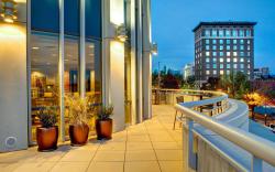 Courtyard by Marriott Greenville Downtown