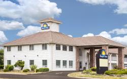 Days Inn by Wyndham Ocean Shores