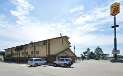 Super 8 By Wyndham Brunswick/St Simons Island Area